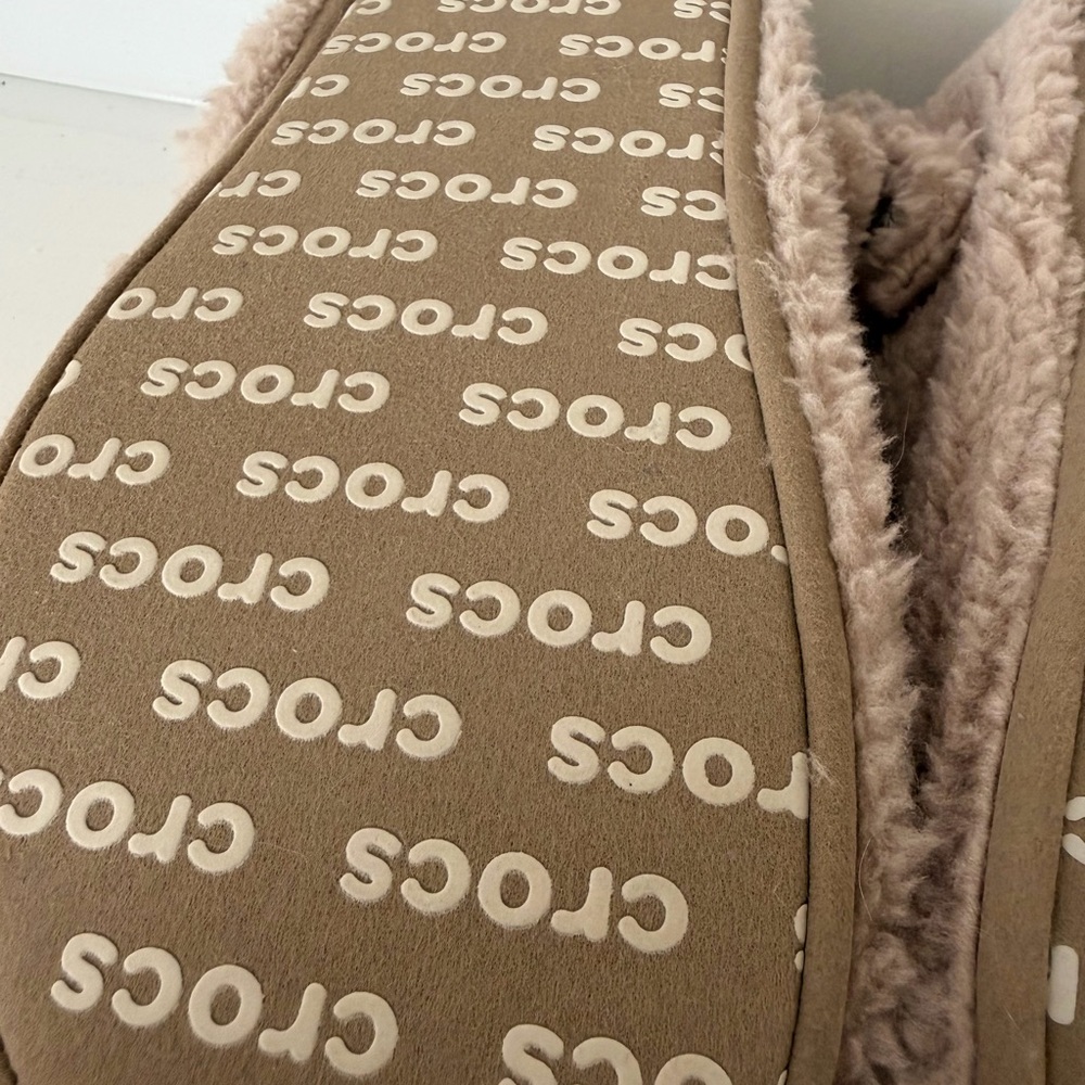 Crocs Cozzzy Slipper - Mushroom. - Picture 16 of 16
